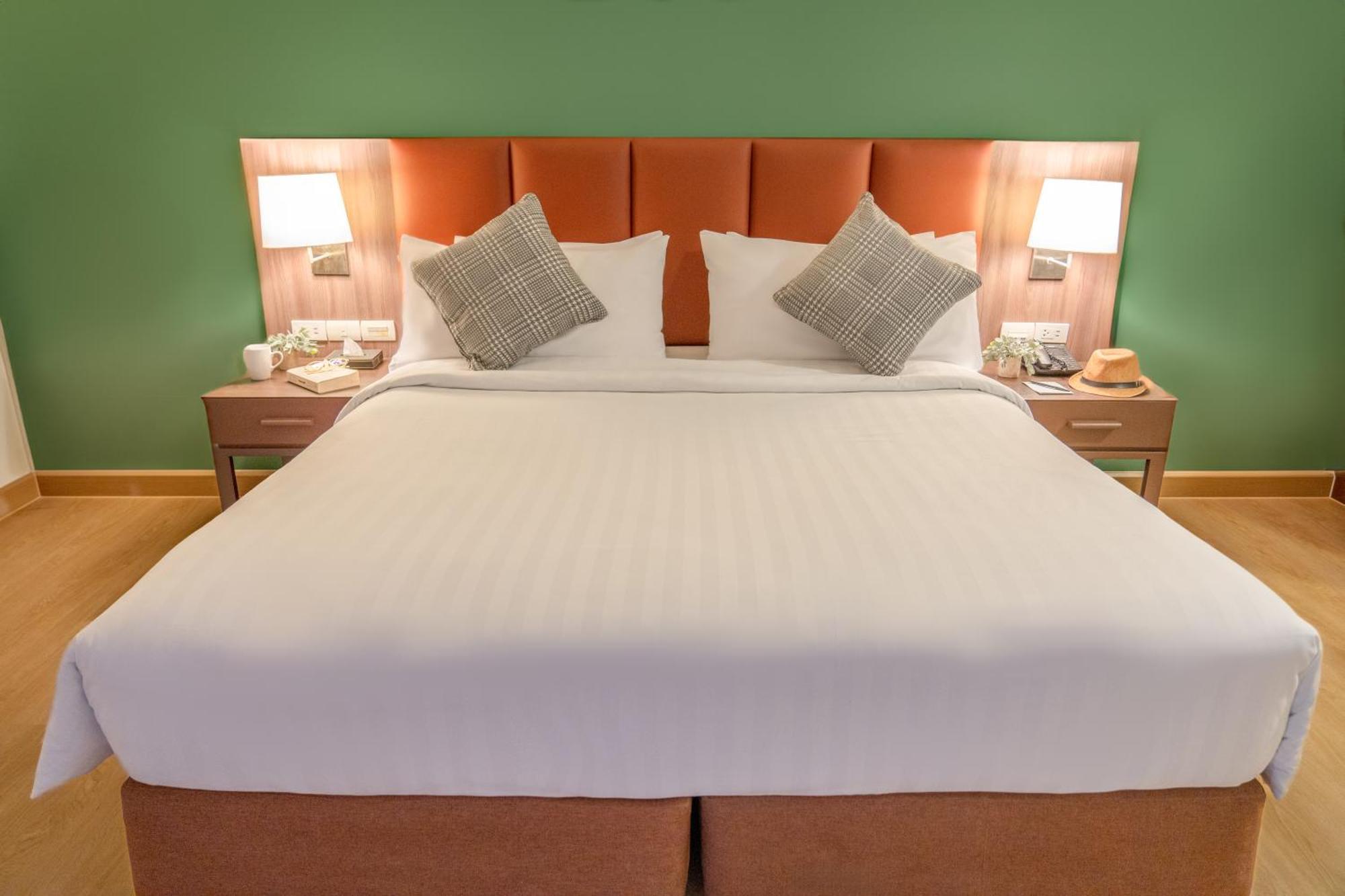 Legacy Hotel Bangkok Sukhumvit Экстерьер фото